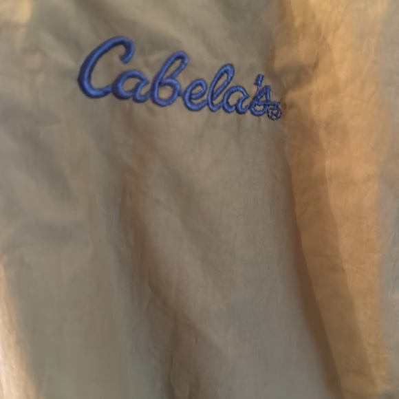 Cabelas men’s coat great condition!! Pre loved - Picture 2 of 9